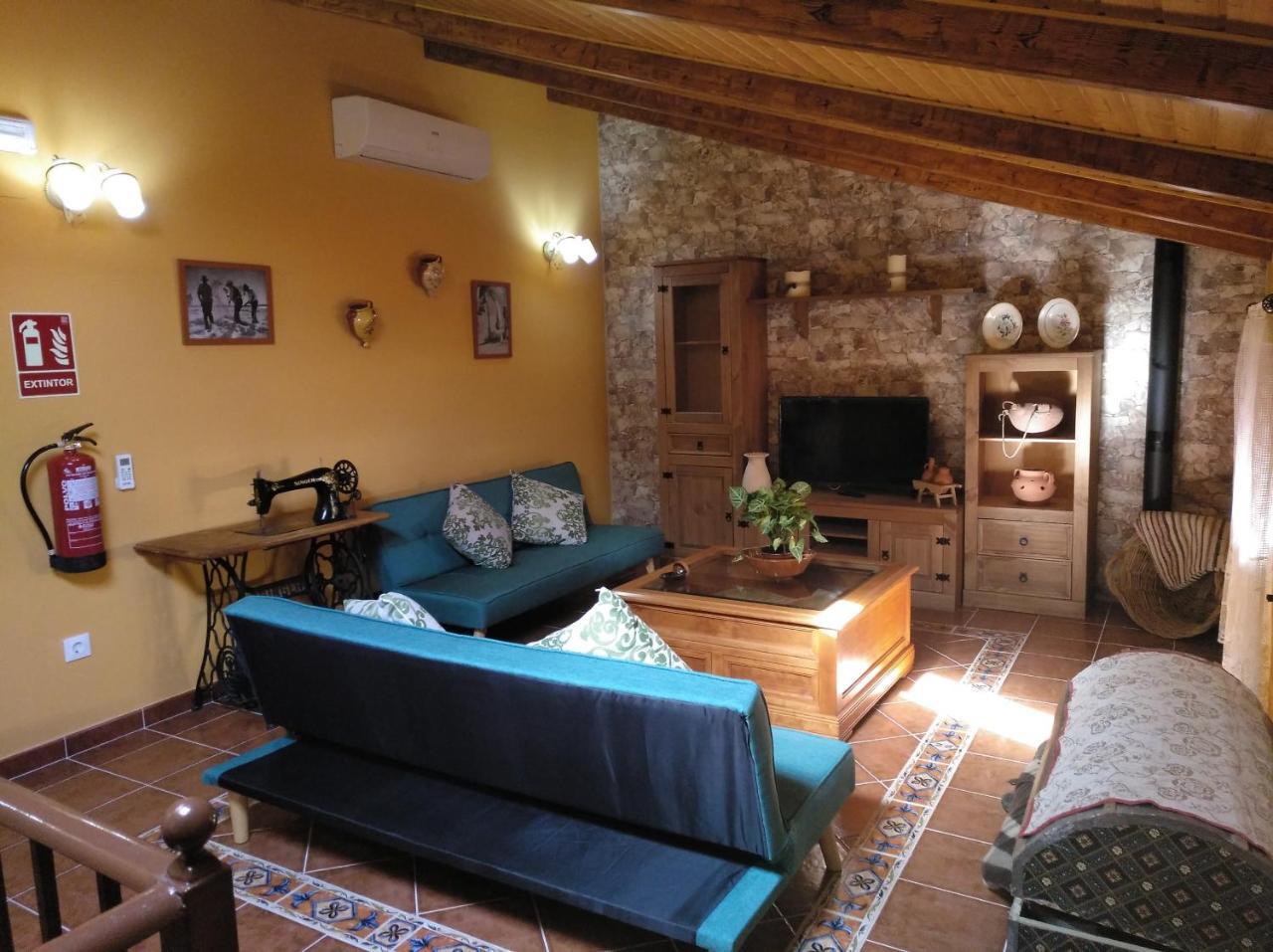 Casa Rural La Santiaga Arroyo de la Luz 外观 照片